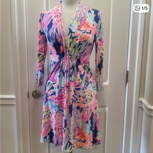 Lilly Pulitzer long sleeve dress, very flattering with stretch